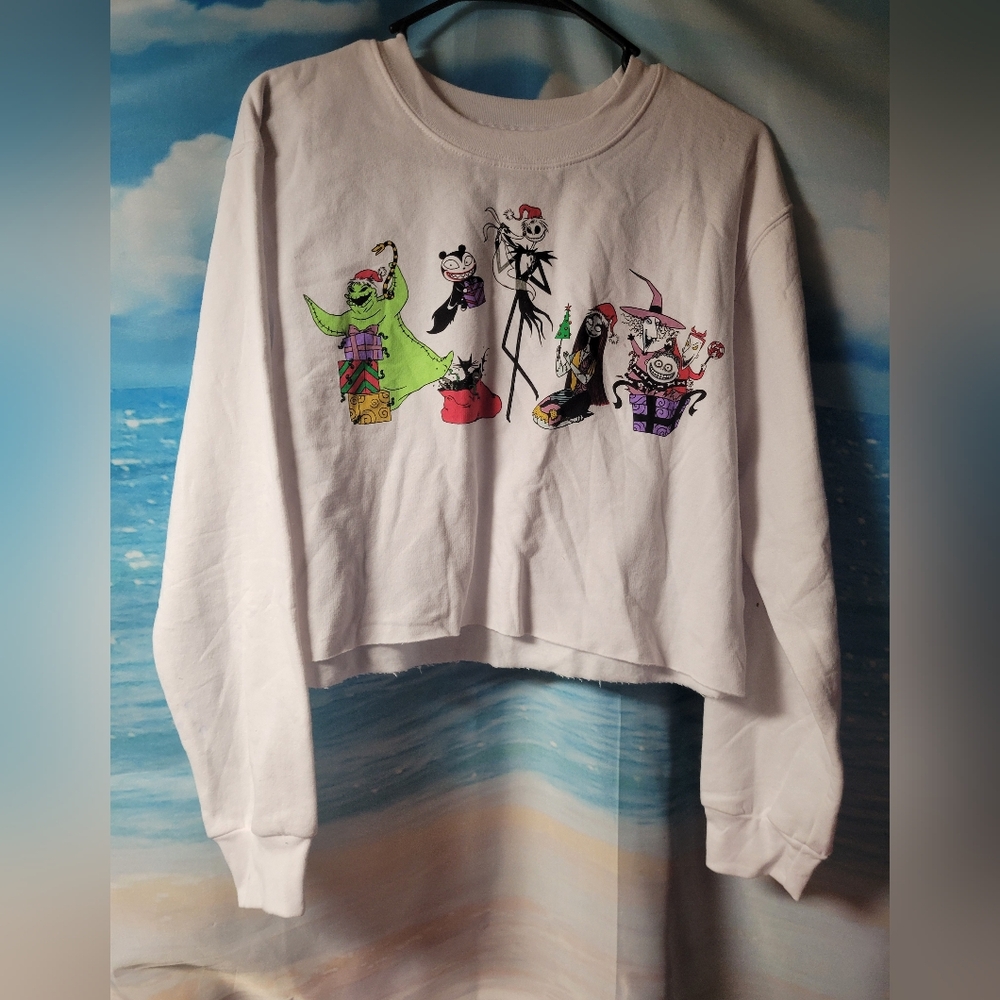 Nightmare Before Christmas NWOT Christmas Crop Sweatshirt Women's Size Medium